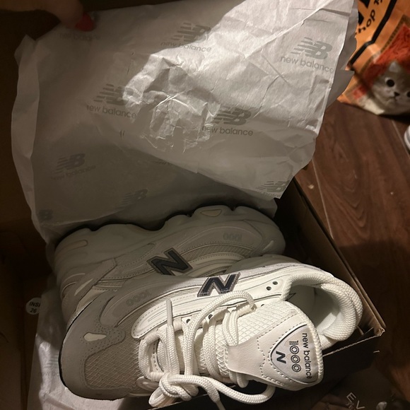 New Balance Cream and Gray Athletic Shoes - Picture 8 of 10